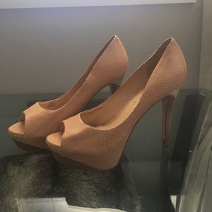 Gianni Bini stiletto beige & Black
